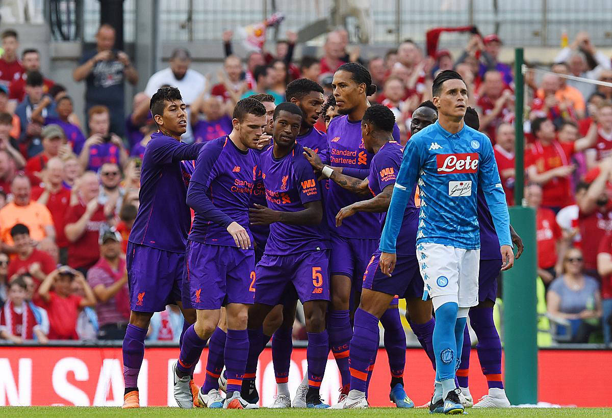 那不勒斯训练开放日，转会期调整名单引欢呼，葡超在即，心理建设被强调