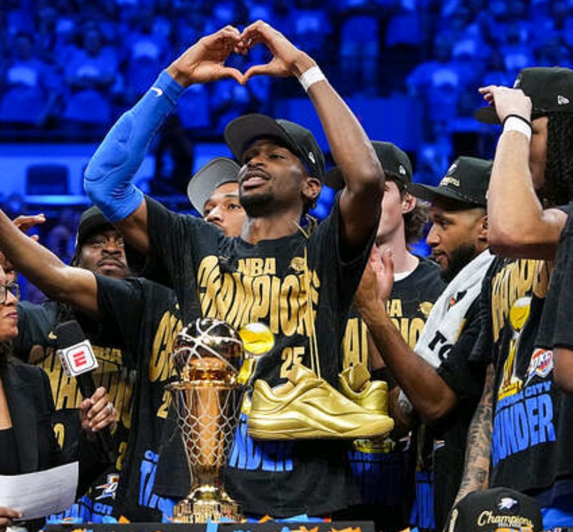 转会期体能课后,克里夫兰骑士造点机会备战NBA总决赛,震撼外界,临场指挥获称赞的简单介绍 转会期体能课后,克里夫兰骑士造点机会备战NBA总决赛,震撼外界,临场指挥获称赞的简单介绍