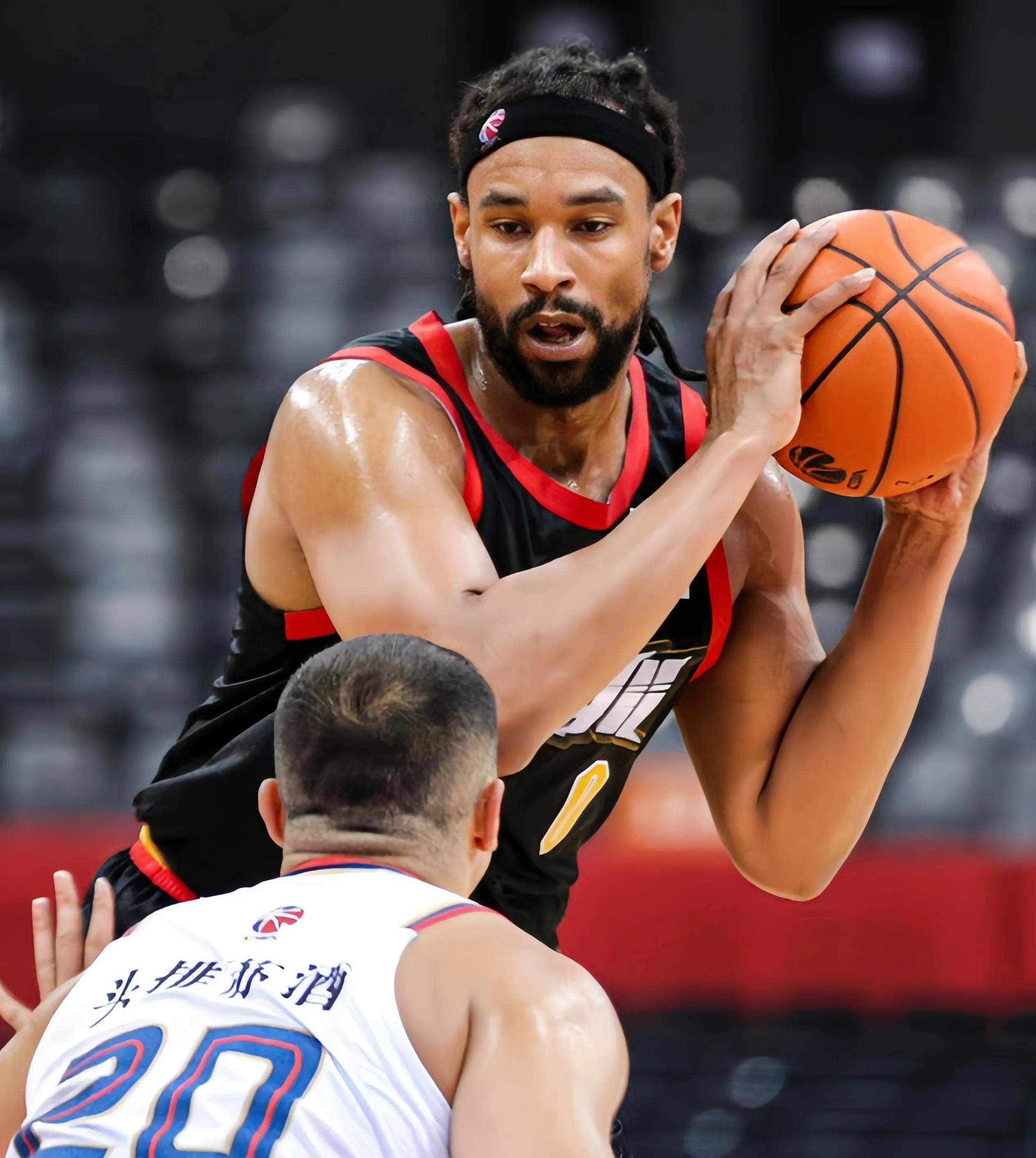 关于CBA常规赛清晨走向成谜，葡萄牙体育门线救险，悬念犹存，资深球员宣示担当的信息